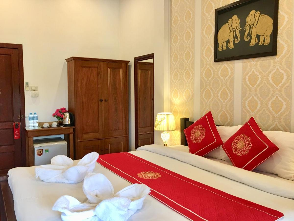 Luang Prabang Pangkham Hotel Екстериор снимка