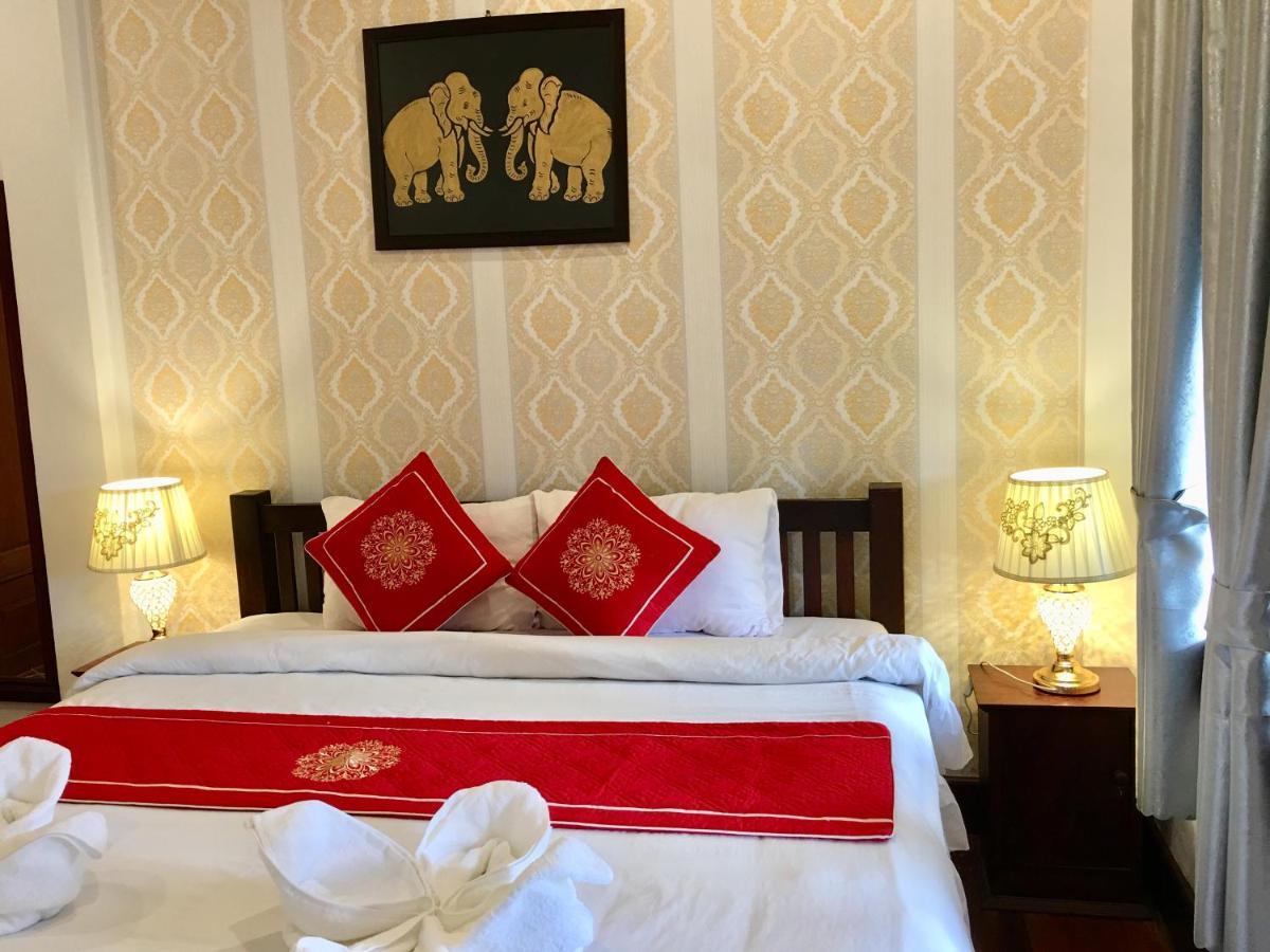 Luang Prabang Pangkham Hotel Екстериор снимка