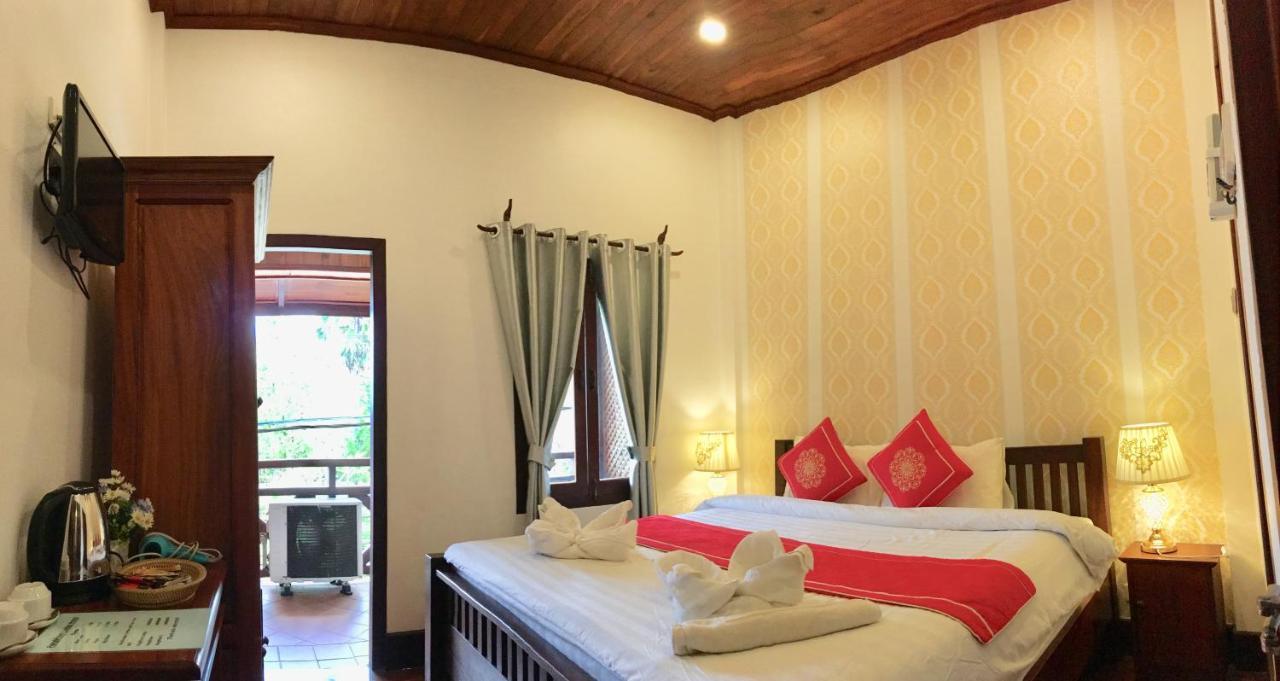 Luang Prabang Pangkham Hotel Екстериор снимка